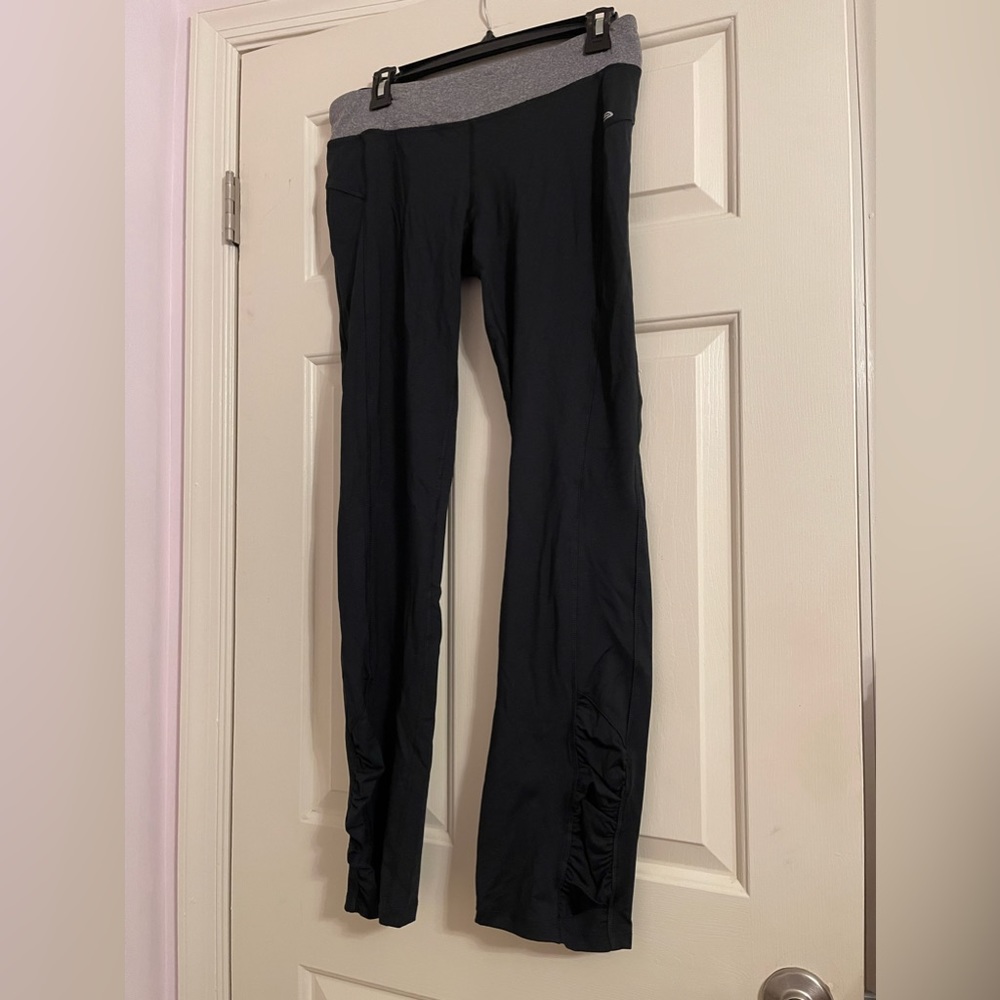 Womens Champion black with gray waist band yoga pants-size large